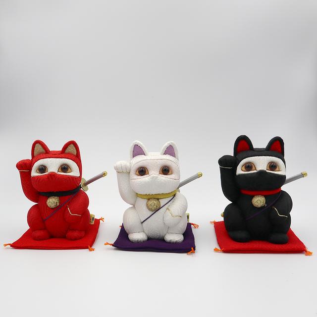 Kakinuma dolls, lucky cats, ninjas