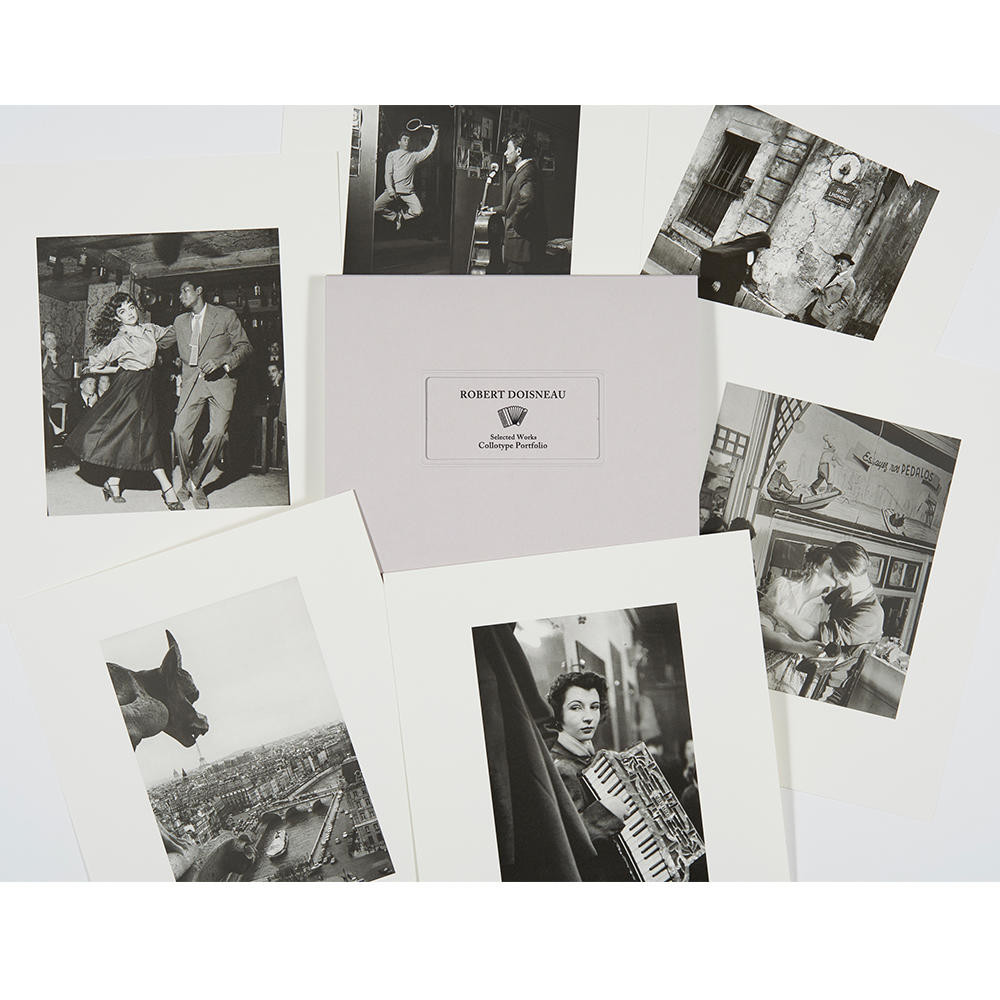 [Limited to 300 copies] Robert Doisneau Selected Works Mini Portfolio Set