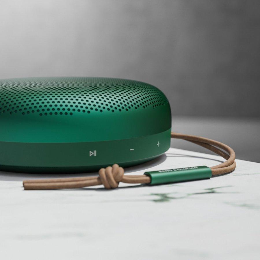 Bang & Olufsen Wireless Speaker Beosound A1 2nd Gen/Green