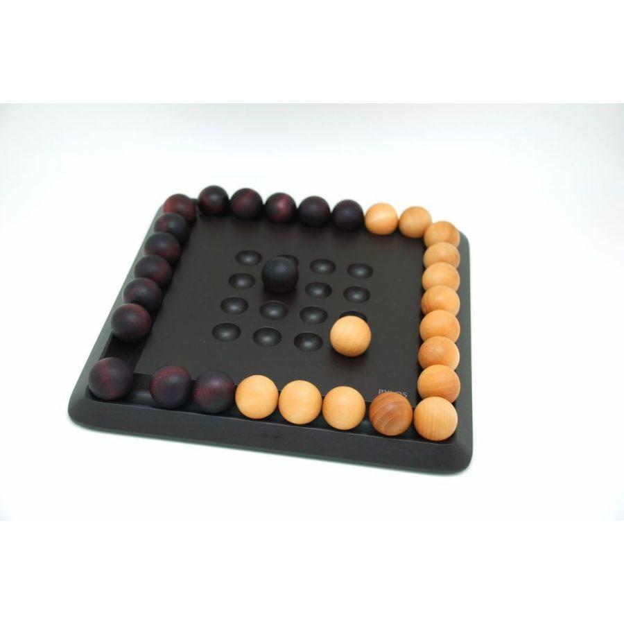 Gigamic PYLOS / Board game