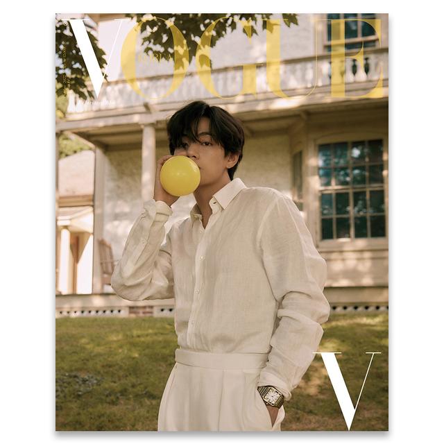 〈韓国版〉VOGUE KOREA 2022年 10月号 [ 表紙 : V (BTS) ] ※日本語訳なし (F ver.) 