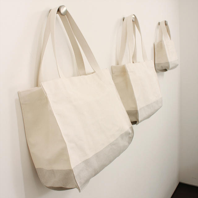 [TSUTAYA BOOKS Exclusive] Two Tote M Tote Bag