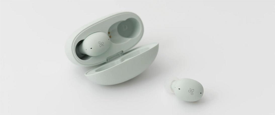 ag Completely wireless earphones UZURA