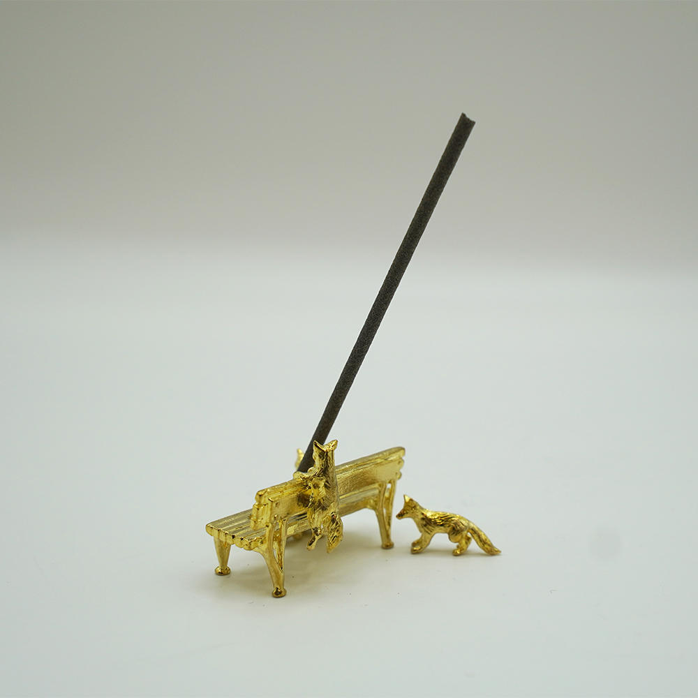 ehonno. Fox and bench incense holder