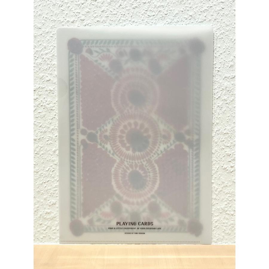 【吉田ユニ】PLAYING CARDS A4 C
LEAR FILE/red