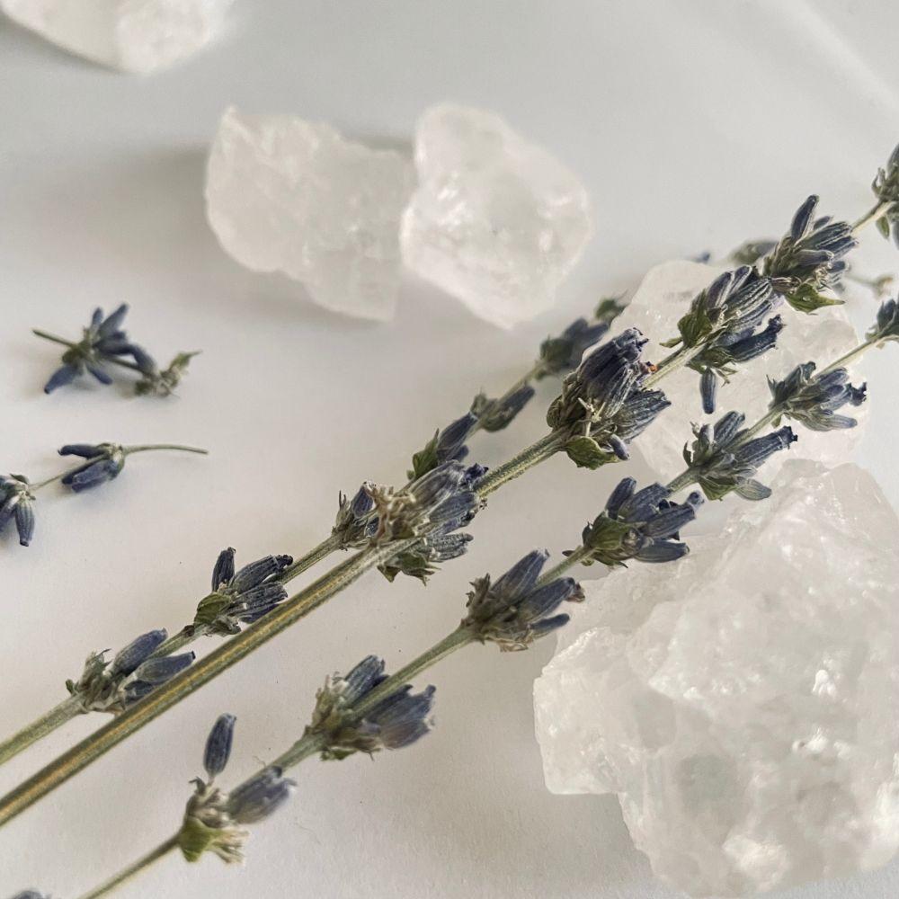 *Exclusive to TSUTAYA BOOKS * eume Quartz Bath Salt Crystal Lavender