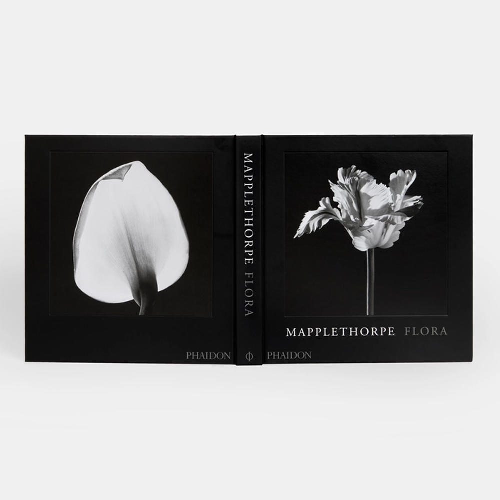 Mapplethorpe Flora: The Complete Flowers by Robert Mapplethorpe