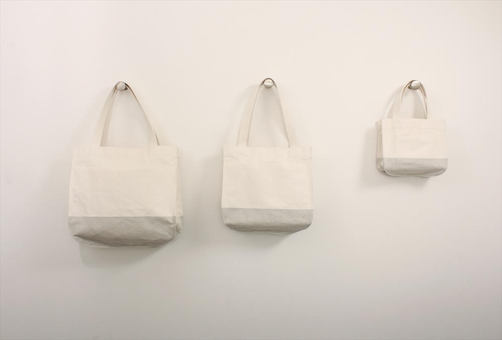 [TSUTAYA BOOKS &#39;s craftsmanship] Two Tote S/Tote bag TSUTAYA BOOKS exclusive