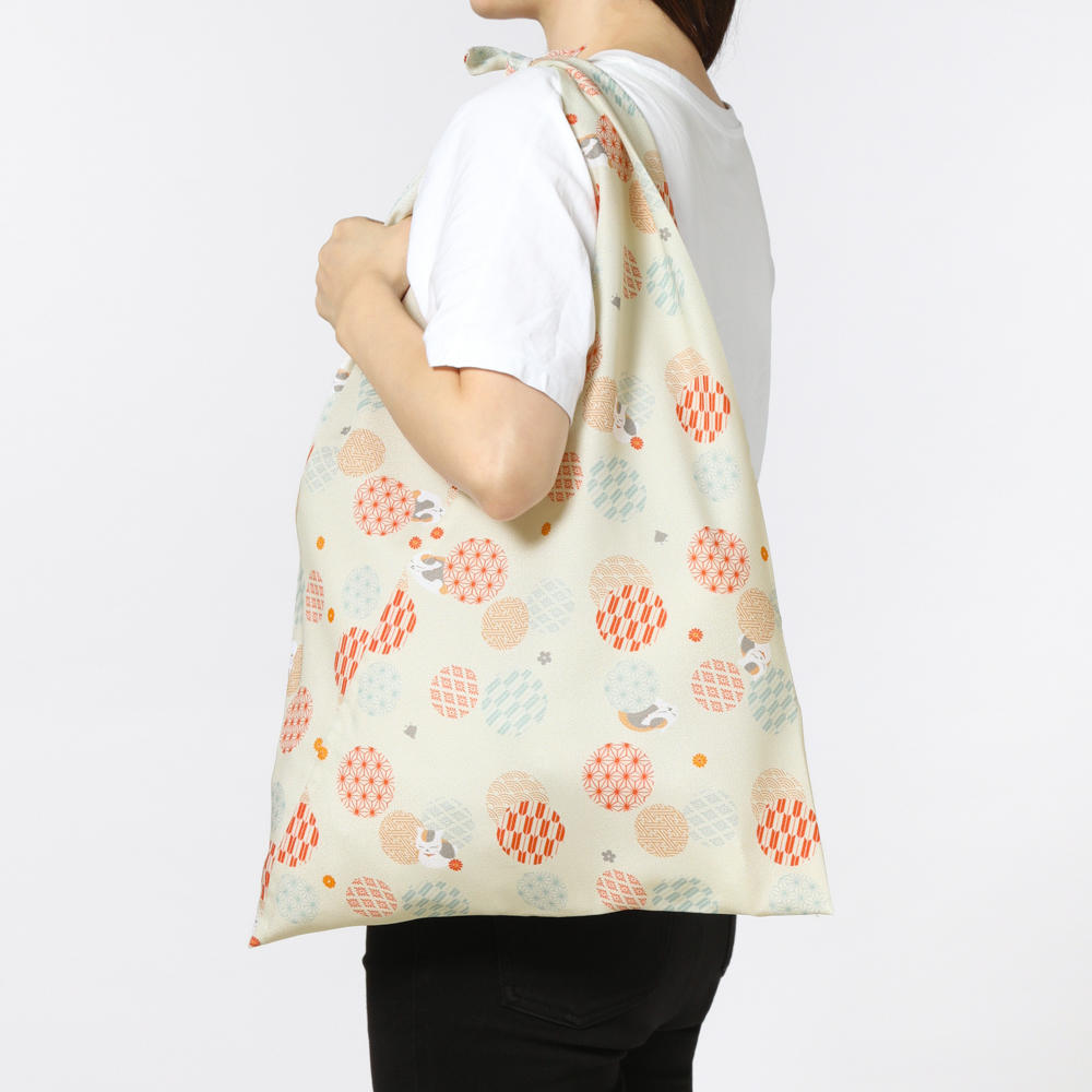 [IP] [Now accepting reservations] Natsume&#39;s Book of Friends Nyanko Sensei Japanese Pattern Azuma Tote Bag