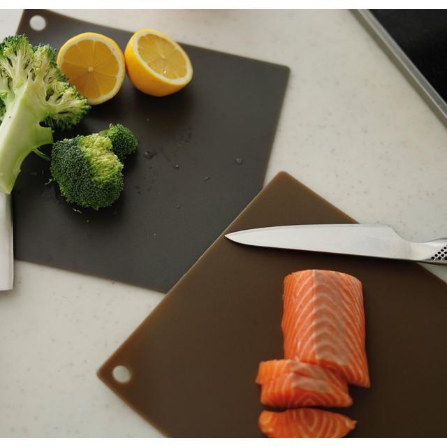 ARAS Cutting Board that Makes You Want to Cut, Small (Please choose color)