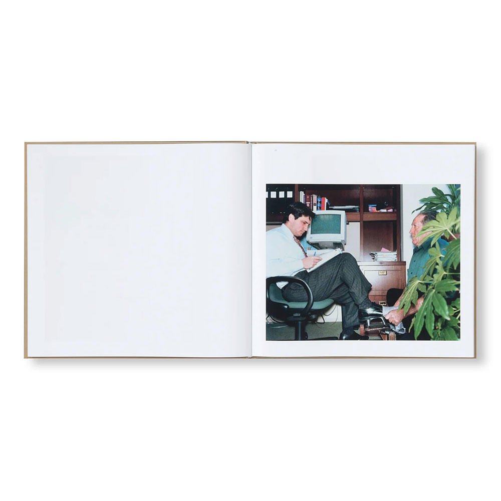 【近日入荷予定】OFFICE / LA OFFICE by Lars Tunbjork（ラース・ツンビヨルク） 写真集