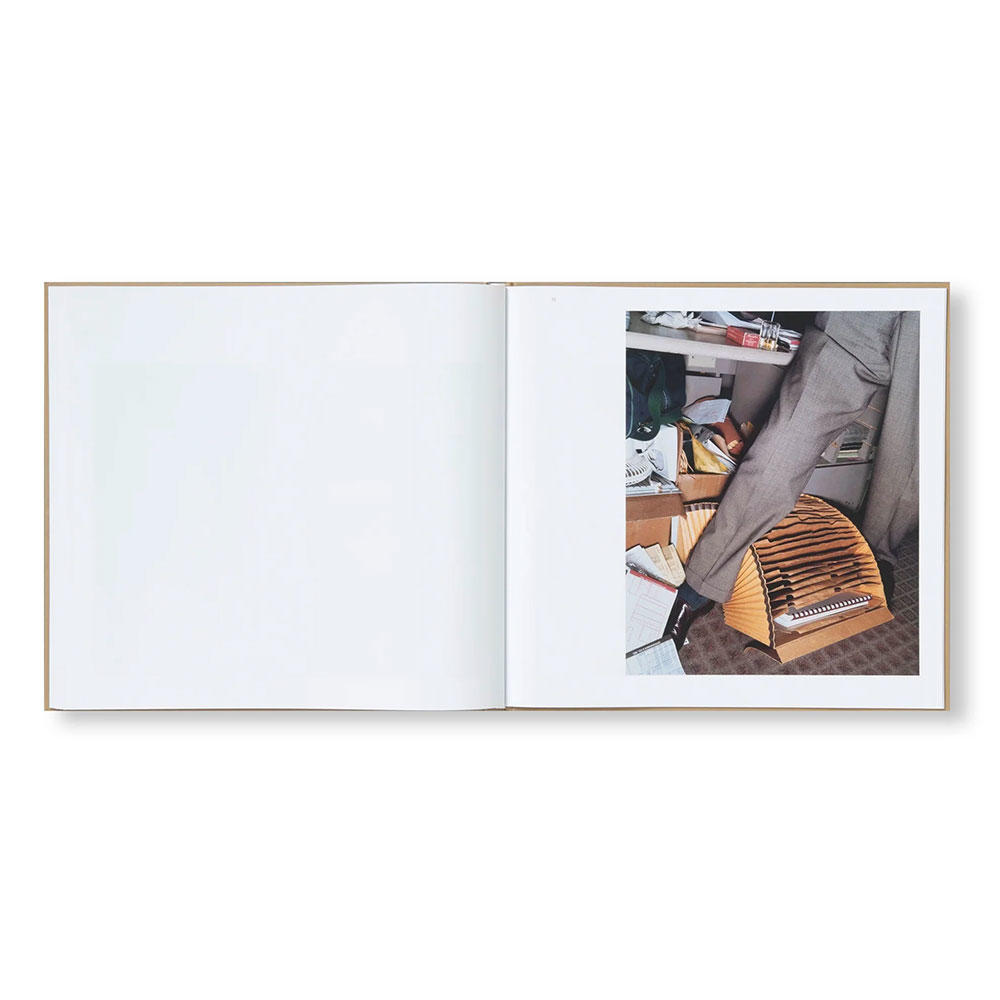 【近日入荷予定】OFFICE / LA OFFICE by Lars Tunbjork（ラース・ツンビヨルク） 写真集