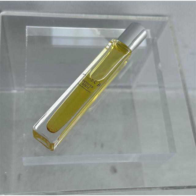 【Yenabell】Fragrance oil roll-on VETIVER ROOT